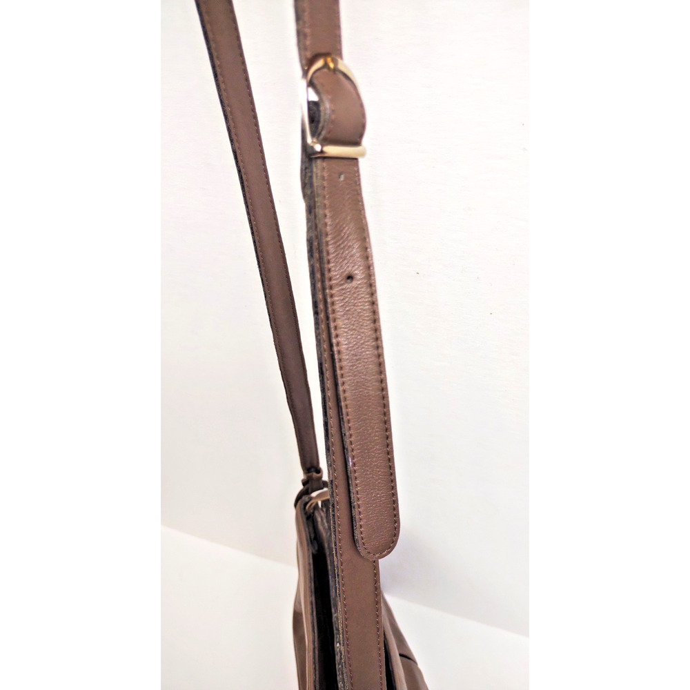 Vintage Etienne Aigner Taupe Brown Leather Shoulder Crossbody Bag Gold Hardware - Picture 12 of 14